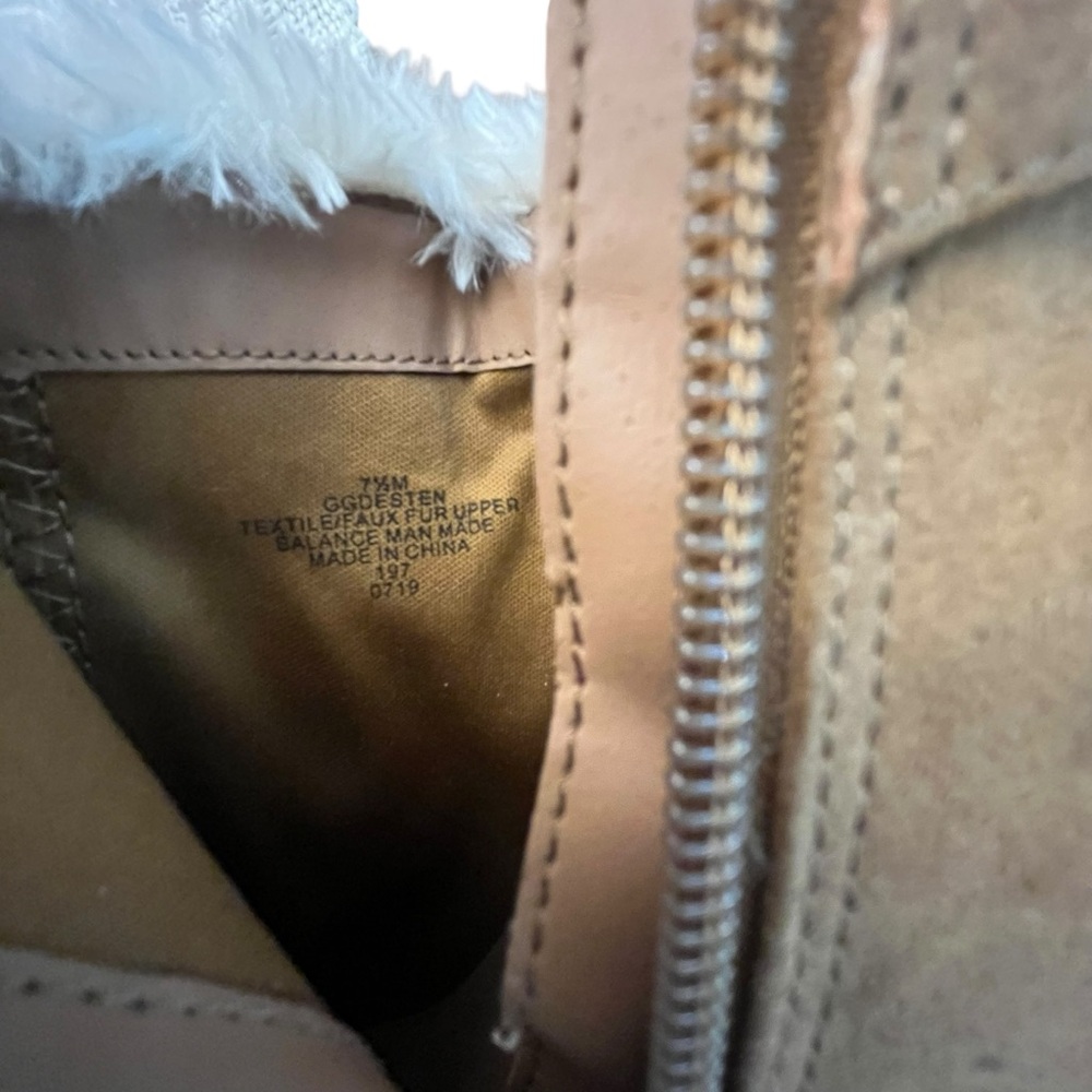 GUESS Tan Suede Fur Cuff Platform Boots | Cabincore Winter Going Out | 7.5 - Picture 13 of 15